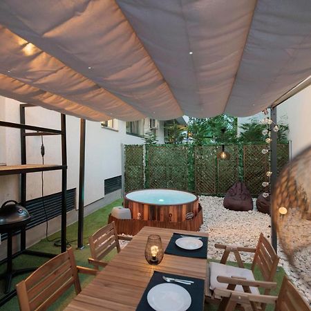 Downtown Hidden Garden With Jacuzzi In Bucharest Lägenhet Exteriör bild